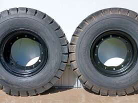 Two New Advance OB 502 Heavy Duty Earthmoving Tyres On Rims 12.00-20 - picture1' - Click to enlarge