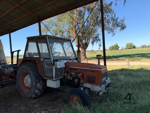 caption Zetor 6911 Tractor