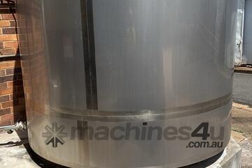 Stainless steel hot water tank, 7.5KL double insulated, Australian made