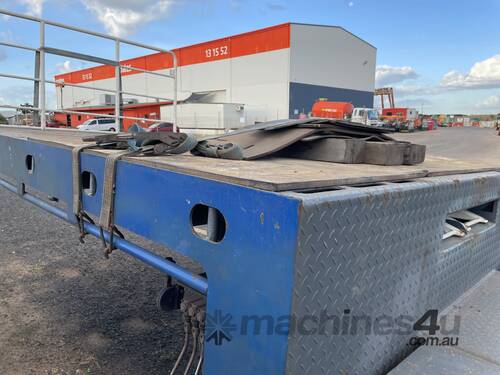 caption 2023 AAA Trailers MTAWLL Tri Axle Drop Deck Widener