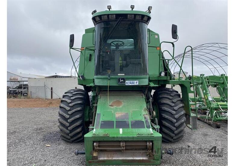 caption John Deere 9500 & 925R