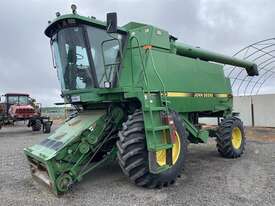 John Deere 9500 & 925R - picture2' - Click to enlarge
