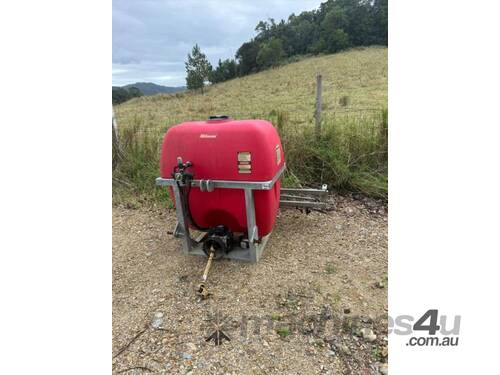 caption Sillvan 6m Boom Spray