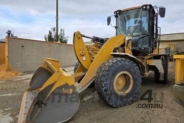 2021 CATERPILLAR 938K LOADER WITH SCALES