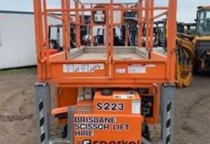 SNORKEL S2255RT 22ft Narrow Diesel Rough Terrain Scissor Lift