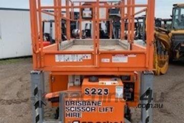 SNORKEL S2255RT 22ft Narrow Diesel Rough Terrain Scissor Lift