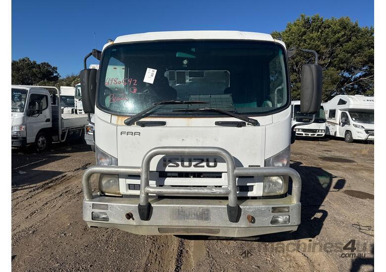 caption 2008 Isuzu FRR500 Tanker