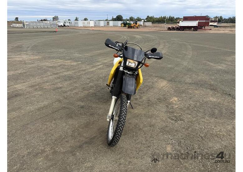 2001 SUZUKI DRZ400 MOTORBIKE
