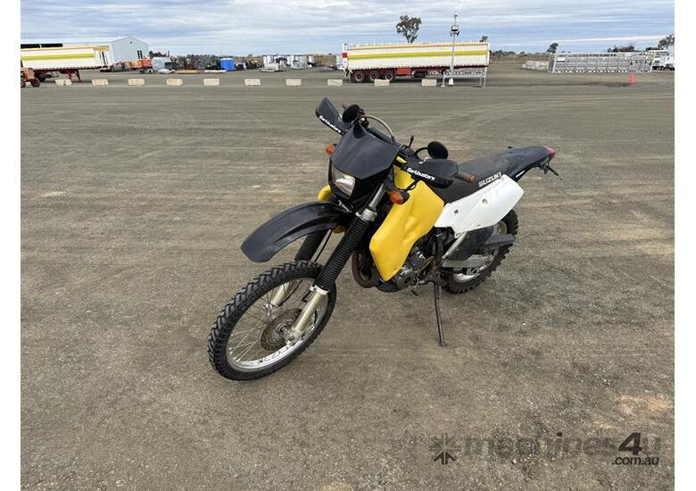 2001 SUZUKI DRZ400 MOTORBIKE