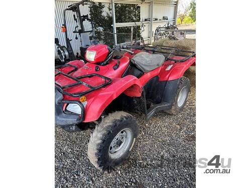 caption 2012 HONDA 4WD QUAD