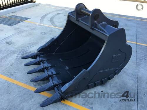caption BETTA BILT BUCKETS 20 TONNE ROCK BUCKET