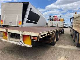 2003 Isuzu F3 FVZ Flatbed Crane Truck - picture0' - Click to enlarge