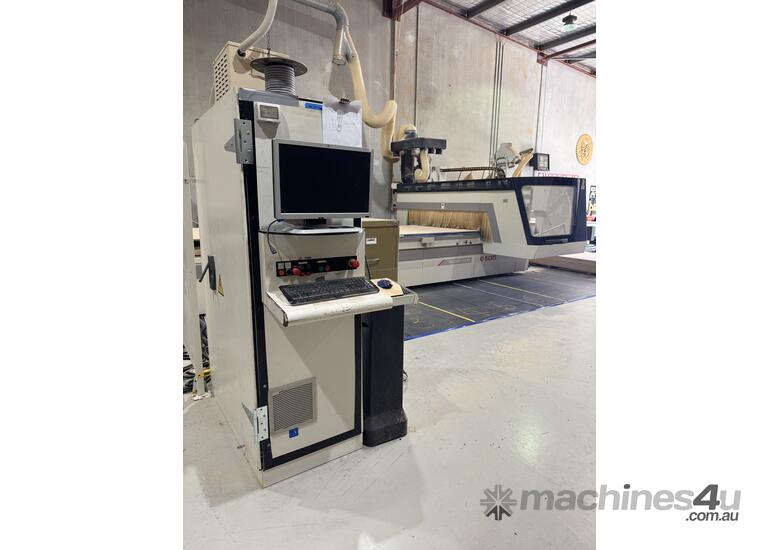 Used 2006 SCM 310 Flatbed Nesting CNC (1153745) - Listed on Machines4u
