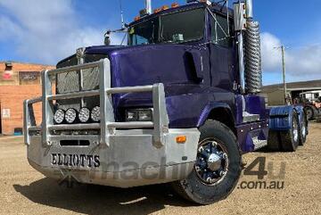 Kenworth   T600 DAY CAB.