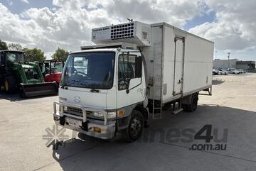 1998 Hino FC FC3J C/Cab 4x2 Refrigerated Pantech (Ex Corporate)