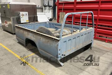 Mitsubishi Single Cab Tub & Wheels *Unreserved*