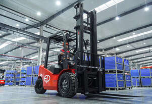 [EP] X5 - 3.5 Tonne Counterbalance Forklift (Lithium)