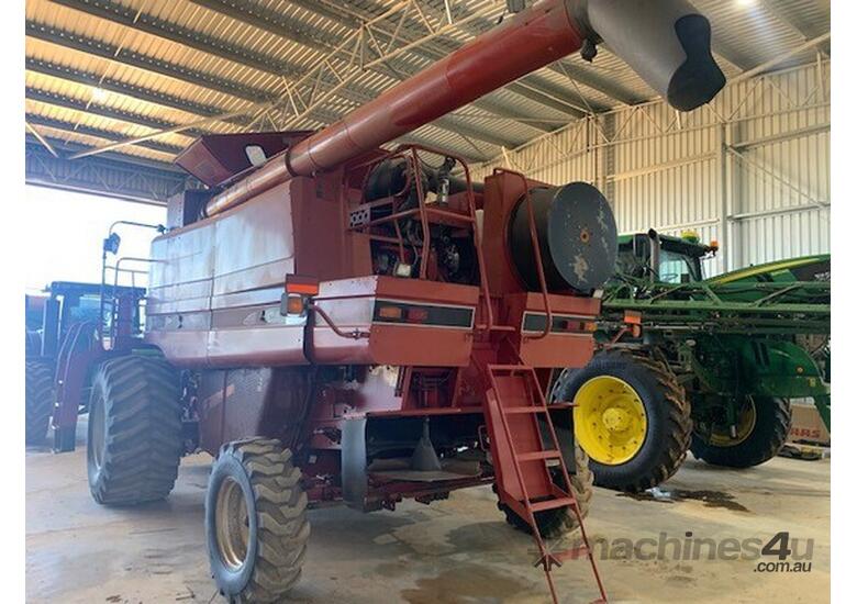 2002 Case IH 2388 Combines