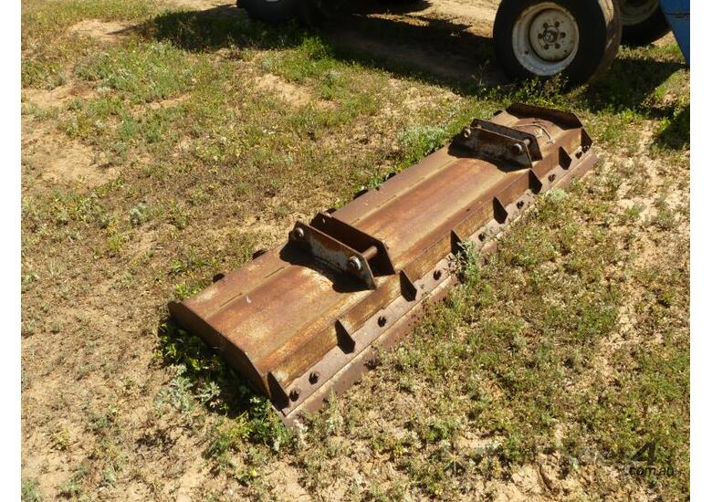 Ford 6700 Wheel Tractor