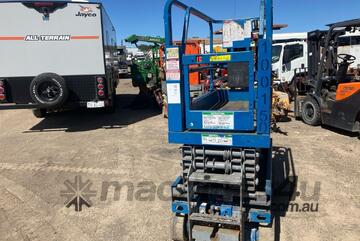 2010 Genie GS 1932 Scissor Lift