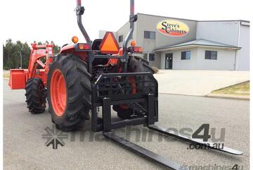 Range Machinery - 2500kg Tractor Pallet Forks - 3PL