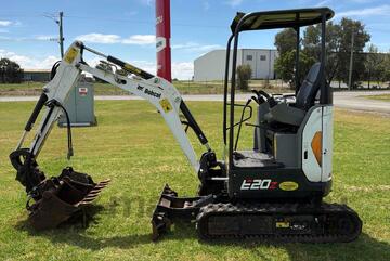 Bobcat E20 with HYD quick hitch and auger drive