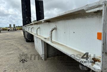 2001 Drake Tri Axle Low Loader O.D Tri Axle Low Loader