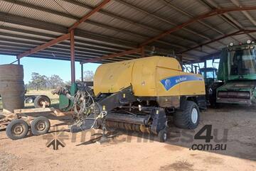 New Holland 2011   BB9080 Baler New Holland 2011   BB9080 Baler