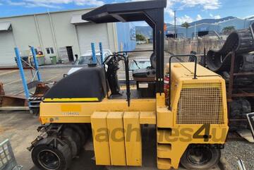 Dynapac CP142 Multityre Roller