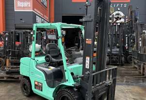 Mitsubishi 3.5t   Standard Mast