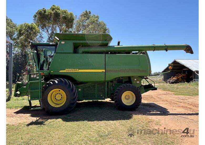 JOHN DEERE 9660STS WITH 936D FRONT