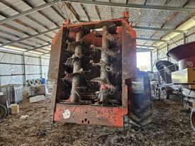 2013 Jeantil EVR 14 12 Spreader - picture2' - Click to enlarge
