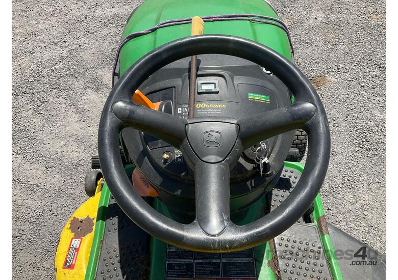 2013 John Deere D110 Ride On Mower (Underbelly)