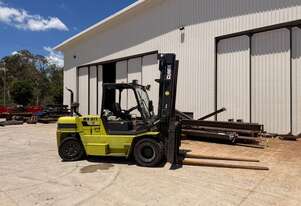 Clark   8t Diesel Forklift