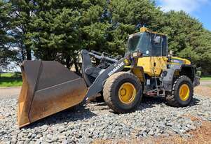 Komatsu 2015   WA320-6