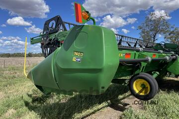 2023 John Deere 740D Draper Front & Trailer