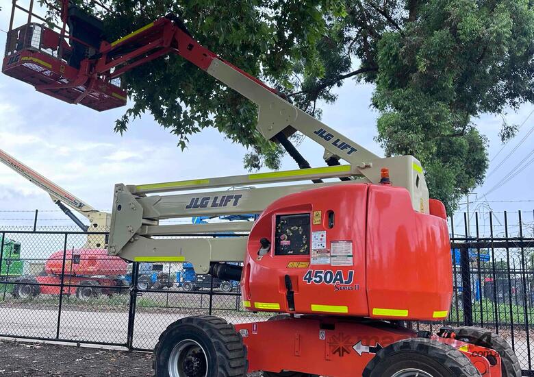 2026 JLG 450AJ - 45ft 4x4 Knuckle Boom Lift