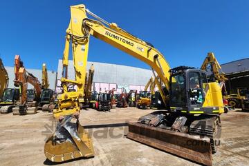 2022 SUMITOMO SH235X-6 25T EXCAVATOR (E353) WITH TILT, BUCKETS AND 3800 HOURS