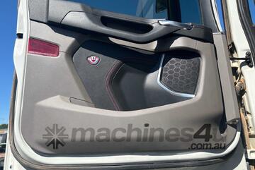 2022 Scania R620 XT Tipper & Quad Dog Combination