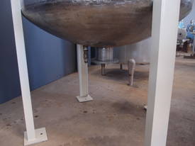 Stainless Steel Storage Tank - Capacity 2,000 Lt. - picture1' - Click to enlarge