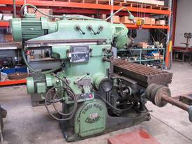Universal Milling Machine - picture0' - Click to enlarge