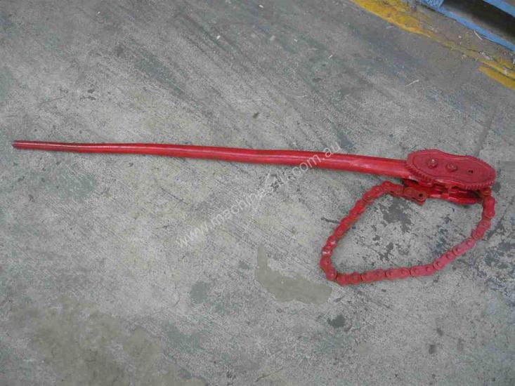 caption RECORD HAND TOOLS PIPE WRENCH