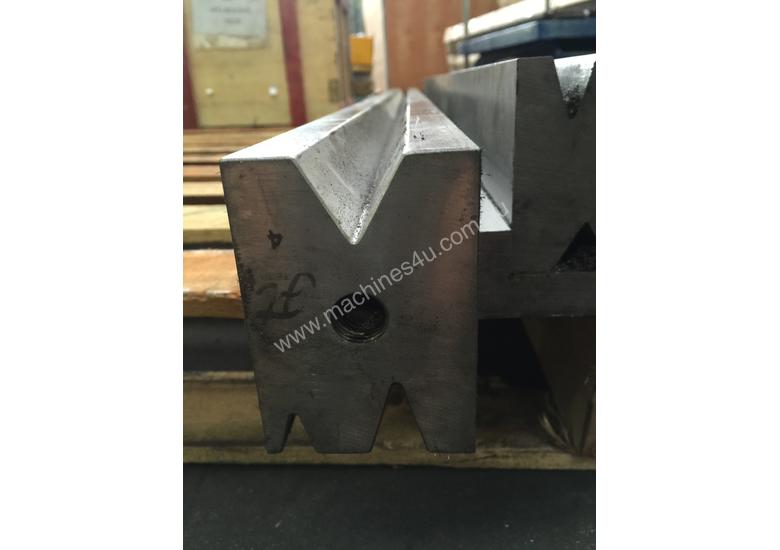 New 2022 steelmaster 2500MM CATERING VEE BLOCK Press Brakes in