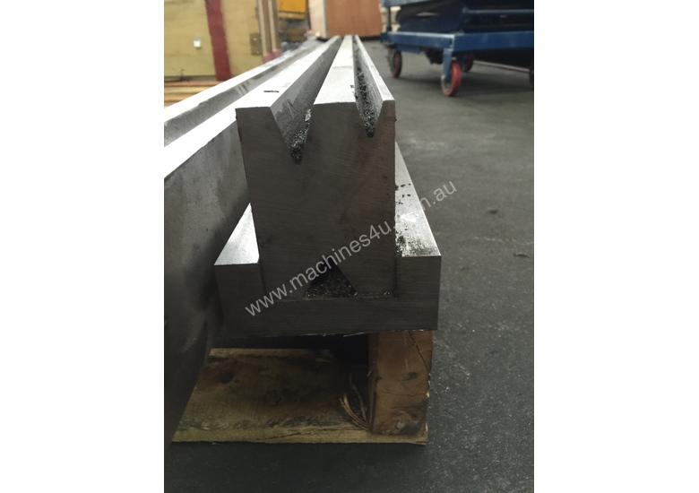 New 2022 steelmaster 2500MM CATERING VEE BLOCK Press Brakes in