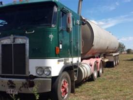 1993 KENWORTH K100E - picture0' - Click to enlarge