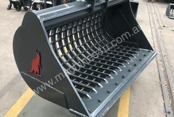 8 Tonne Sieve / Shaker / Skeleton bucket with/with out teeth. 70x180 spacing