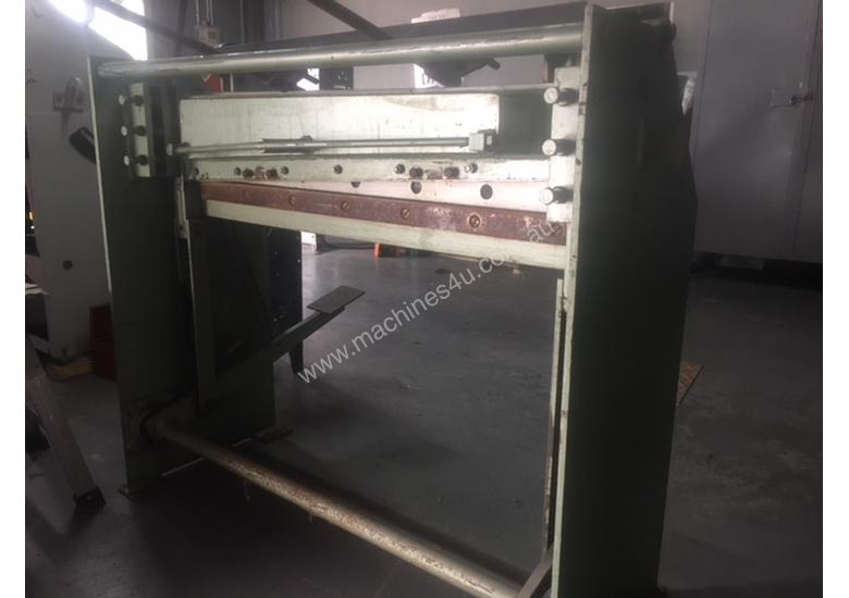 Used A.C.Y (Australian Made) Sheet Metal Machinery Manual Treadle