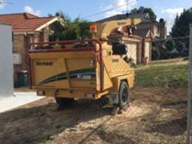 Wood chipper for sale - good hours - picture2' - Click to enlarge