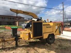 Wood chipper for sale - good hours - picture0' - Click to enlarge