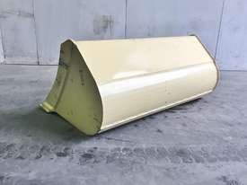 UNUSED 1200MM BATTER BUCKET TO SUIT 6-8T EXCAVATOR E005 - picture2' - Click to enlarge